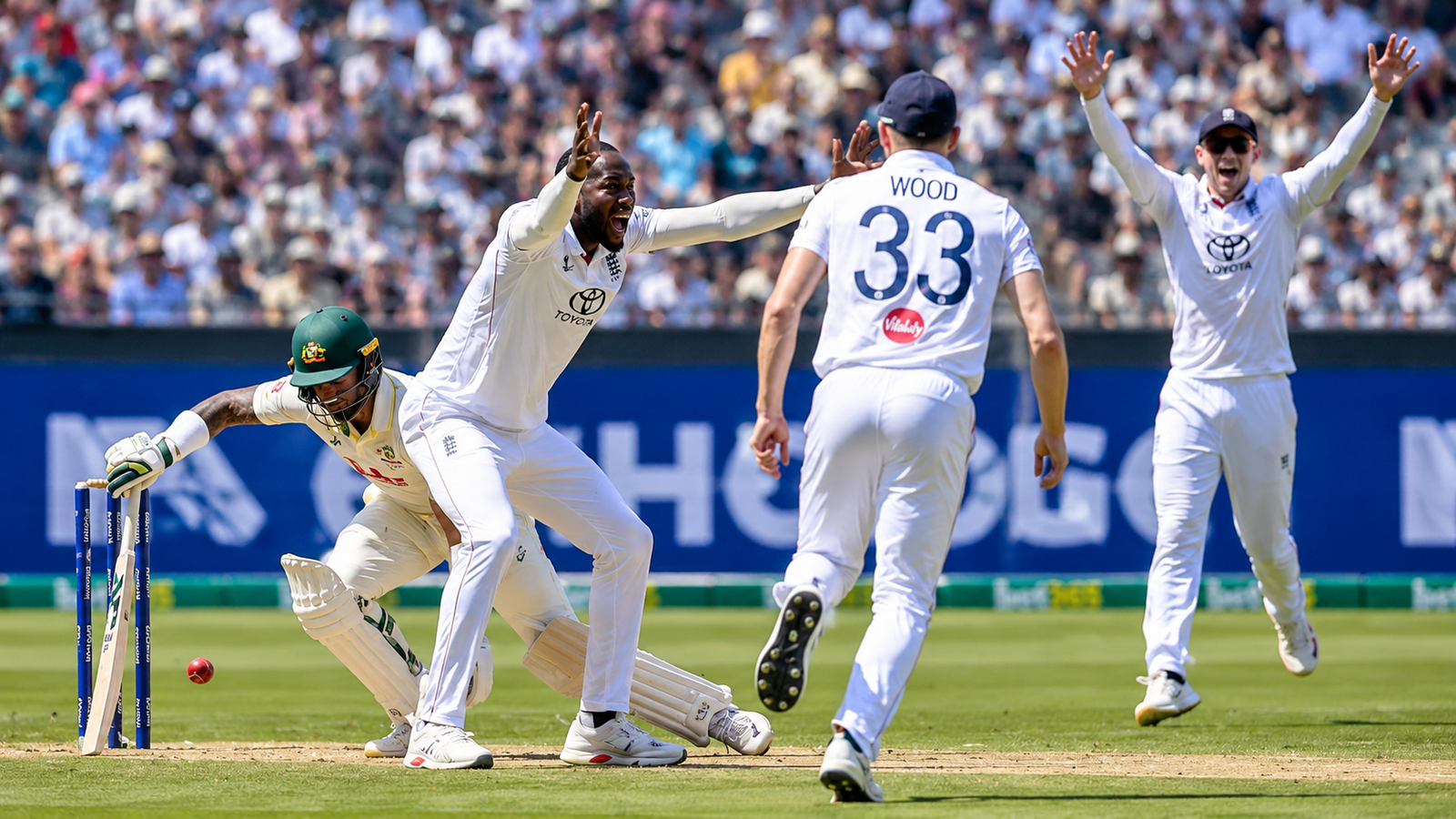 Australian Men’s Cricket Team vs England Cricket Team match scorecard