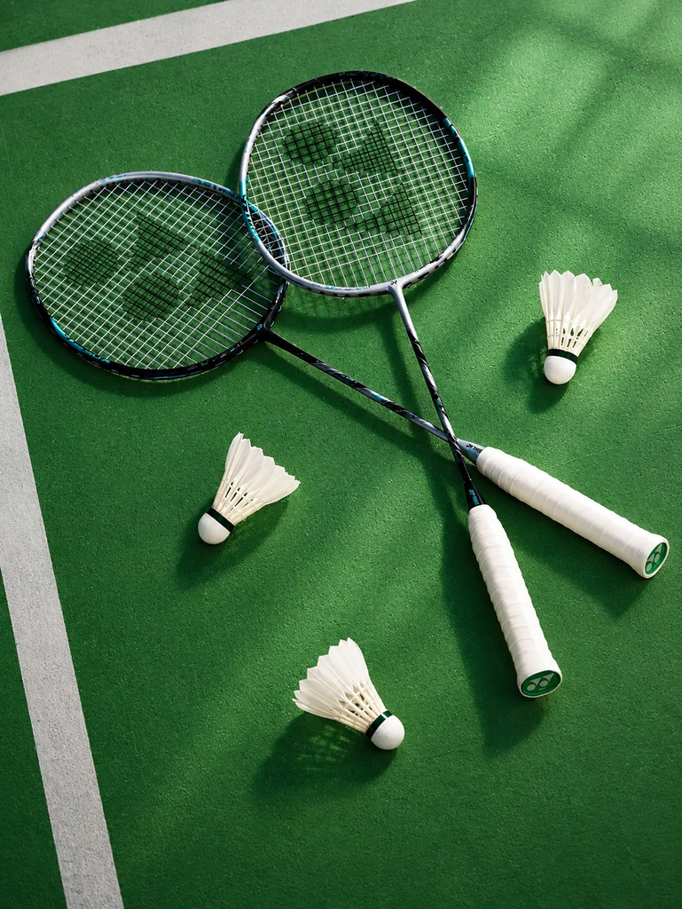 head heavy even balance and head light badminton racket
